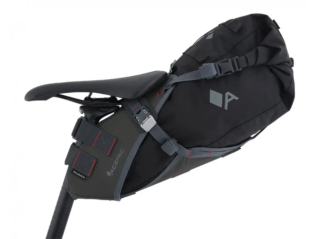 461-35_saddle-harness-grey-drybag-black-mounted.webp