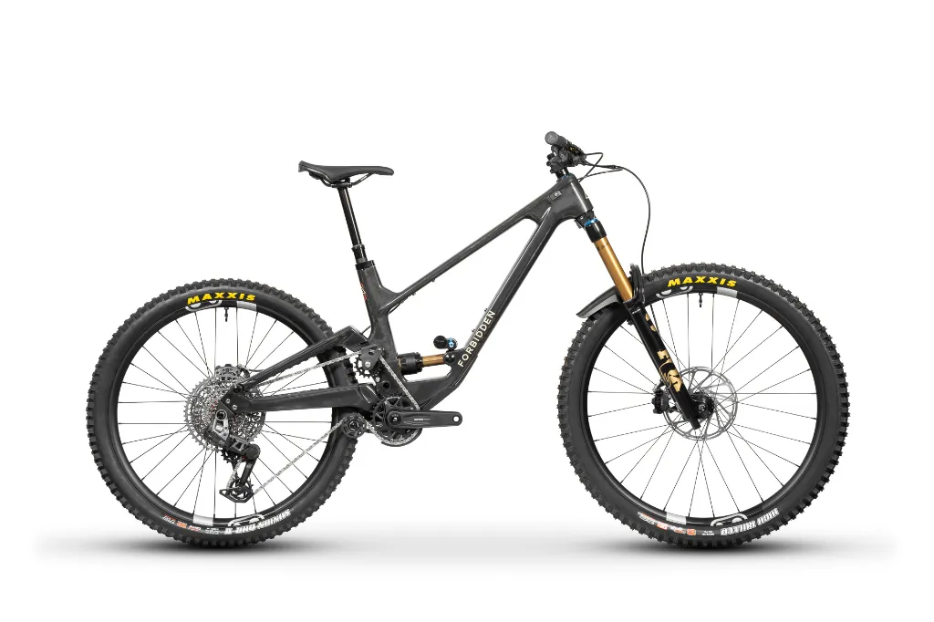 2026 Dreadnought T2 (Black) - Drive Side On.webp