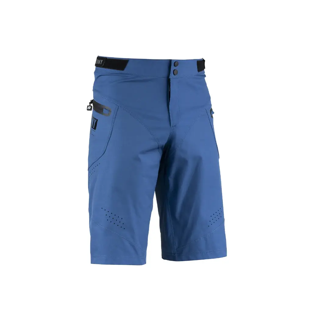 Defiant Short